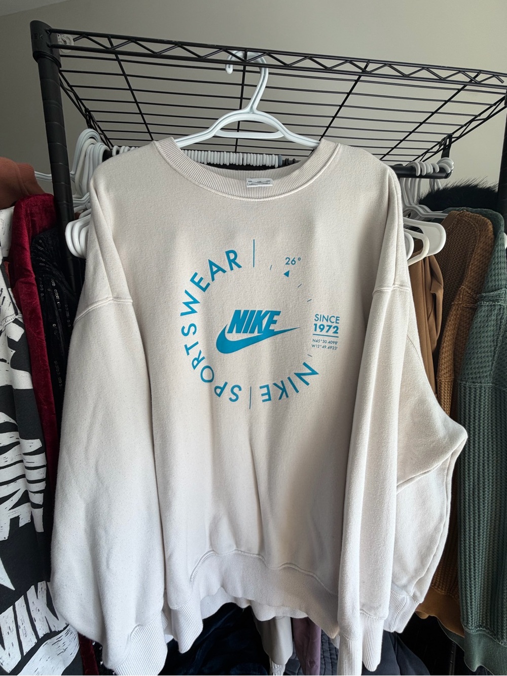 Plus Sized Nike Women’s Cream Crewneck Sweatshirt with Blue Logo